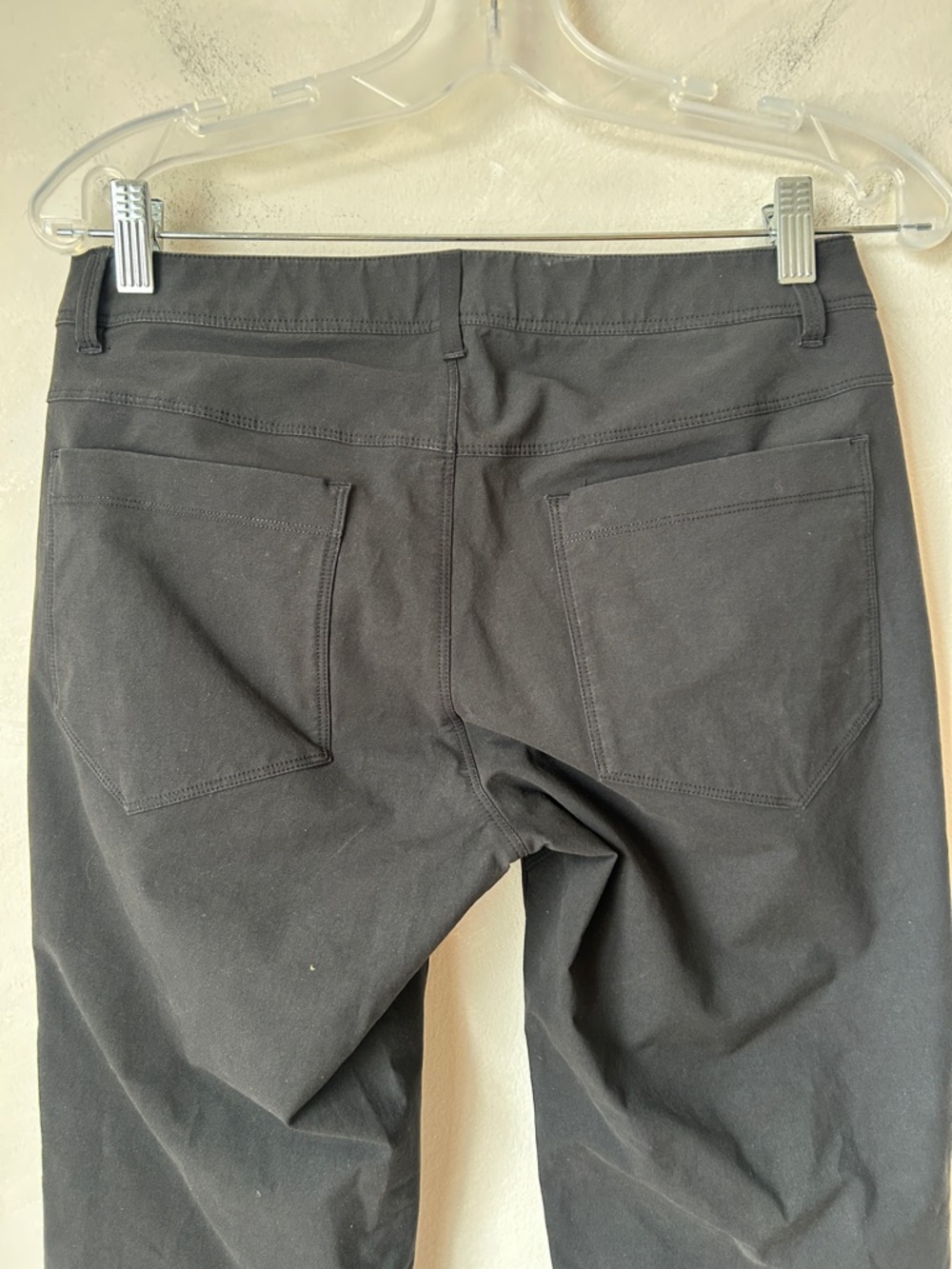 Arc’teryx Levon Casual Hiking Outdoor Pants Black Slim Straight sz 4 - Picture 5 of 9